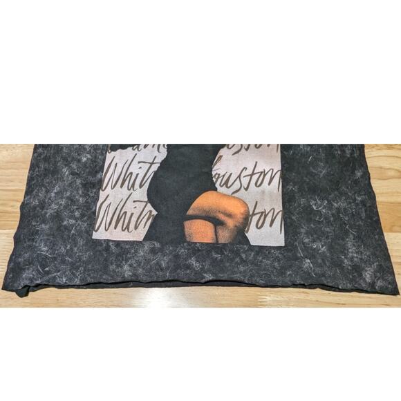 Whitney Houston Retro 1980s Tee Crew Neck Short Sleeve Black Raw Hem T-Shirt, M - Picture 8 of 10